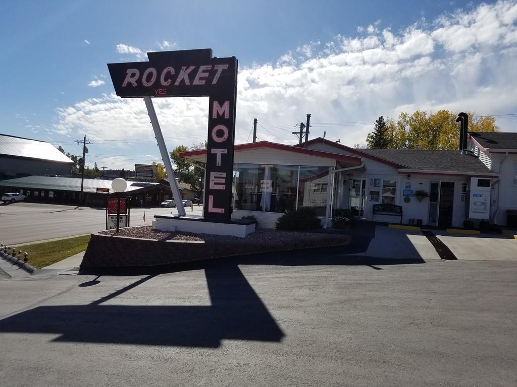 Rocket Motel Custer Exteriör bild